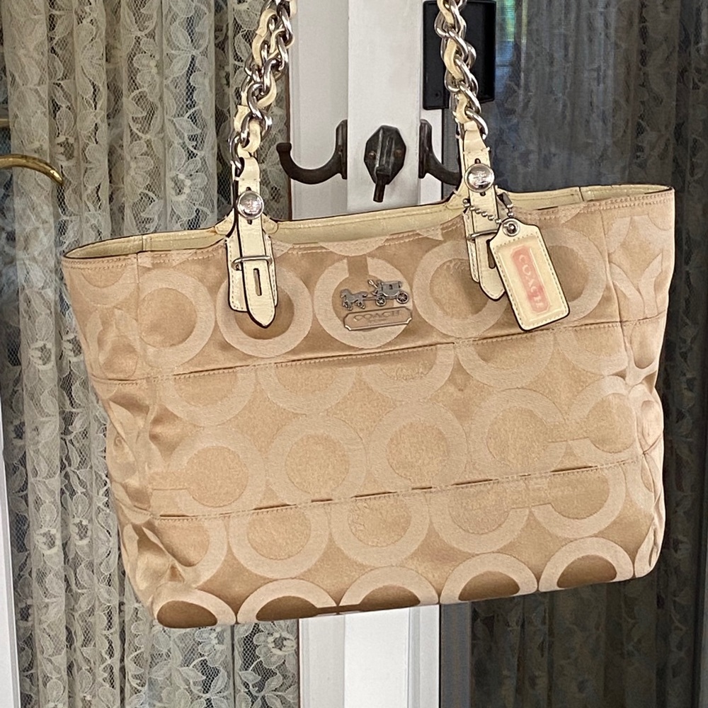 Coach Madison Op Art Signature Chain Link tote